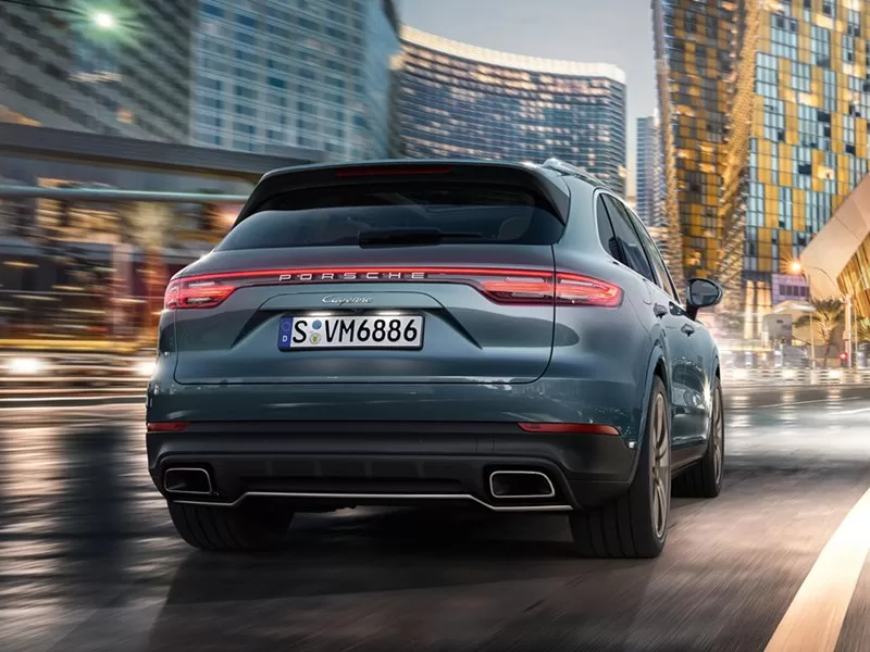 Встречайте новый Porsche Cayenne. Уже на дорогах Вашего города.